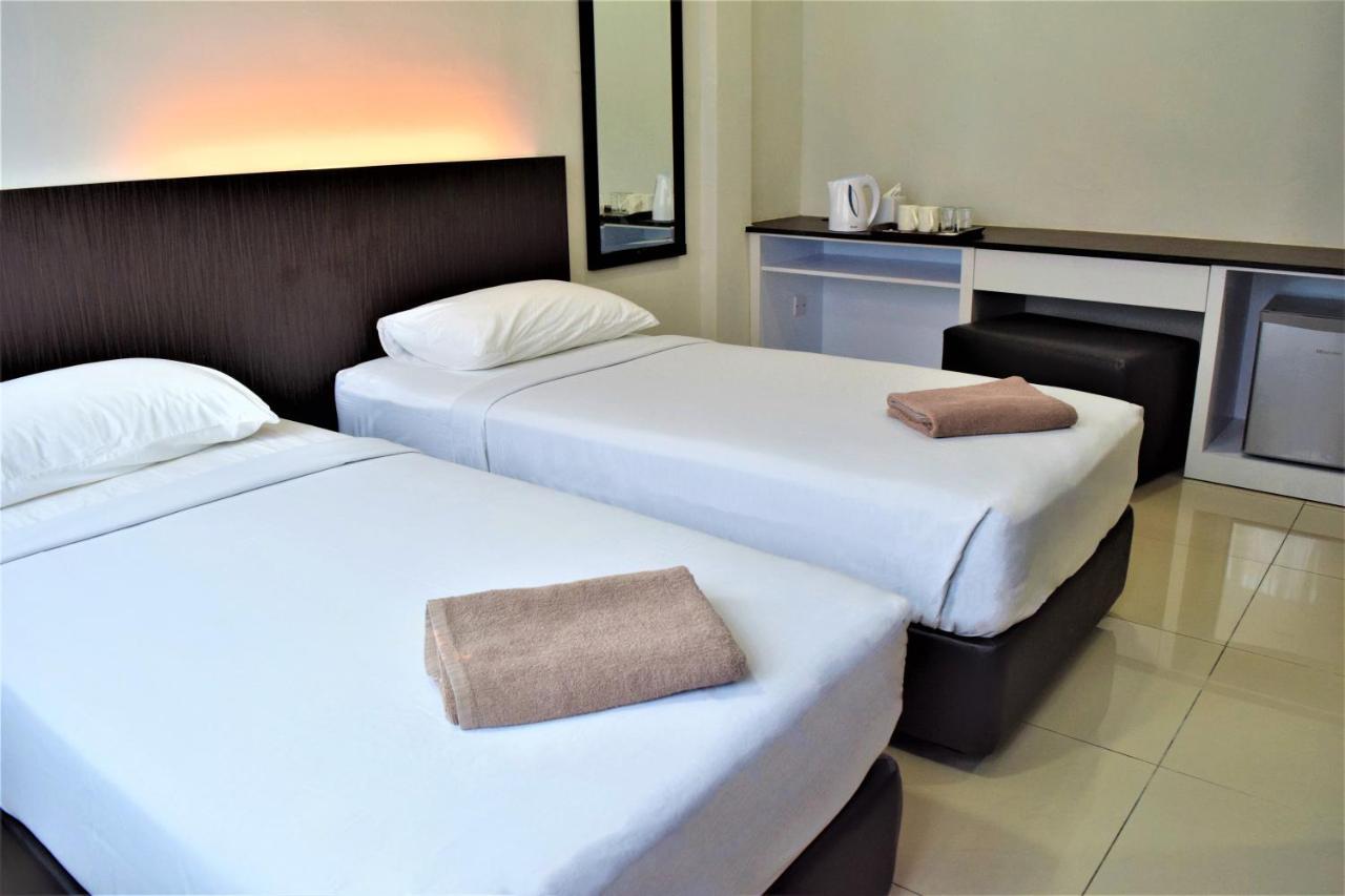 Desaru, Bayu Balau Beach Resort Bandar Penawar Kültér fotó